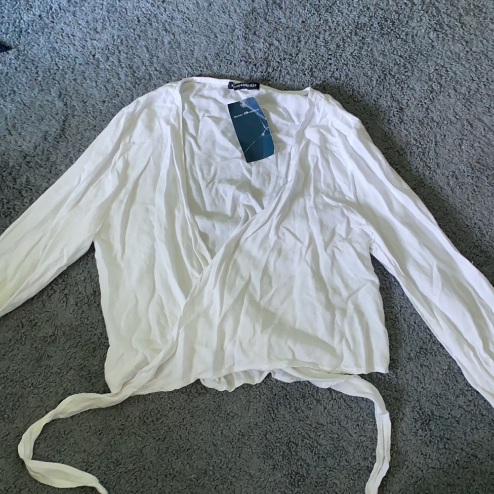 Brandy Melville long sleeve wrap top